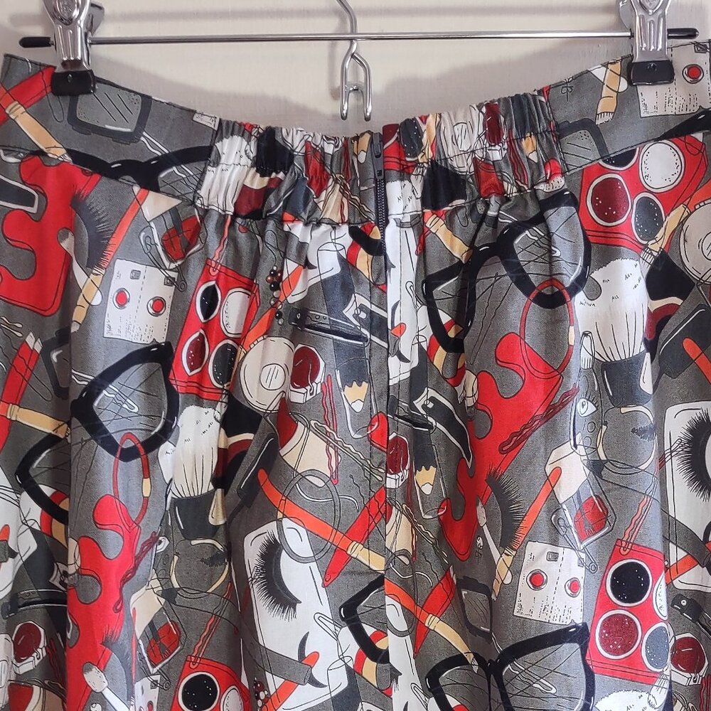 Retrolicious Retro Cosmetic Print A-Line Skirt Nostalgic Festival Skater Small - Picture 8 of 12